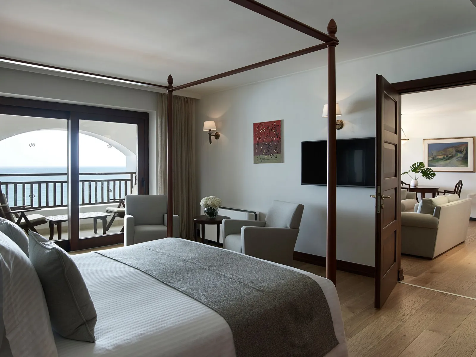 Premium Unique Suites