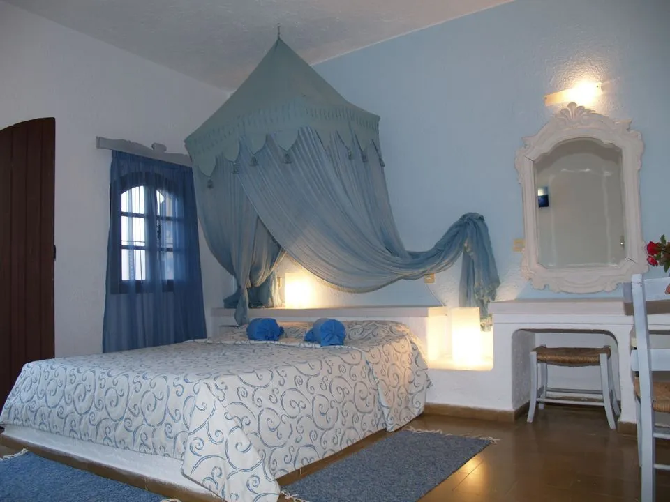 One-Bedroom Apartment Sea View