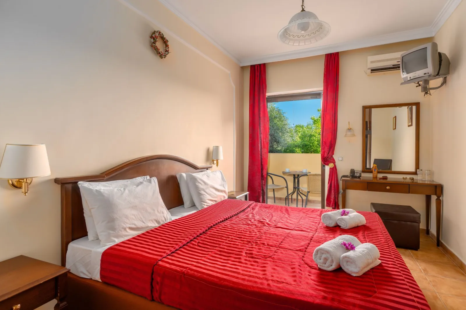 Side view Standard Room