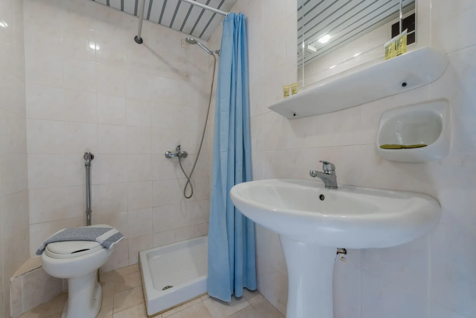 Twin Room with Pool View