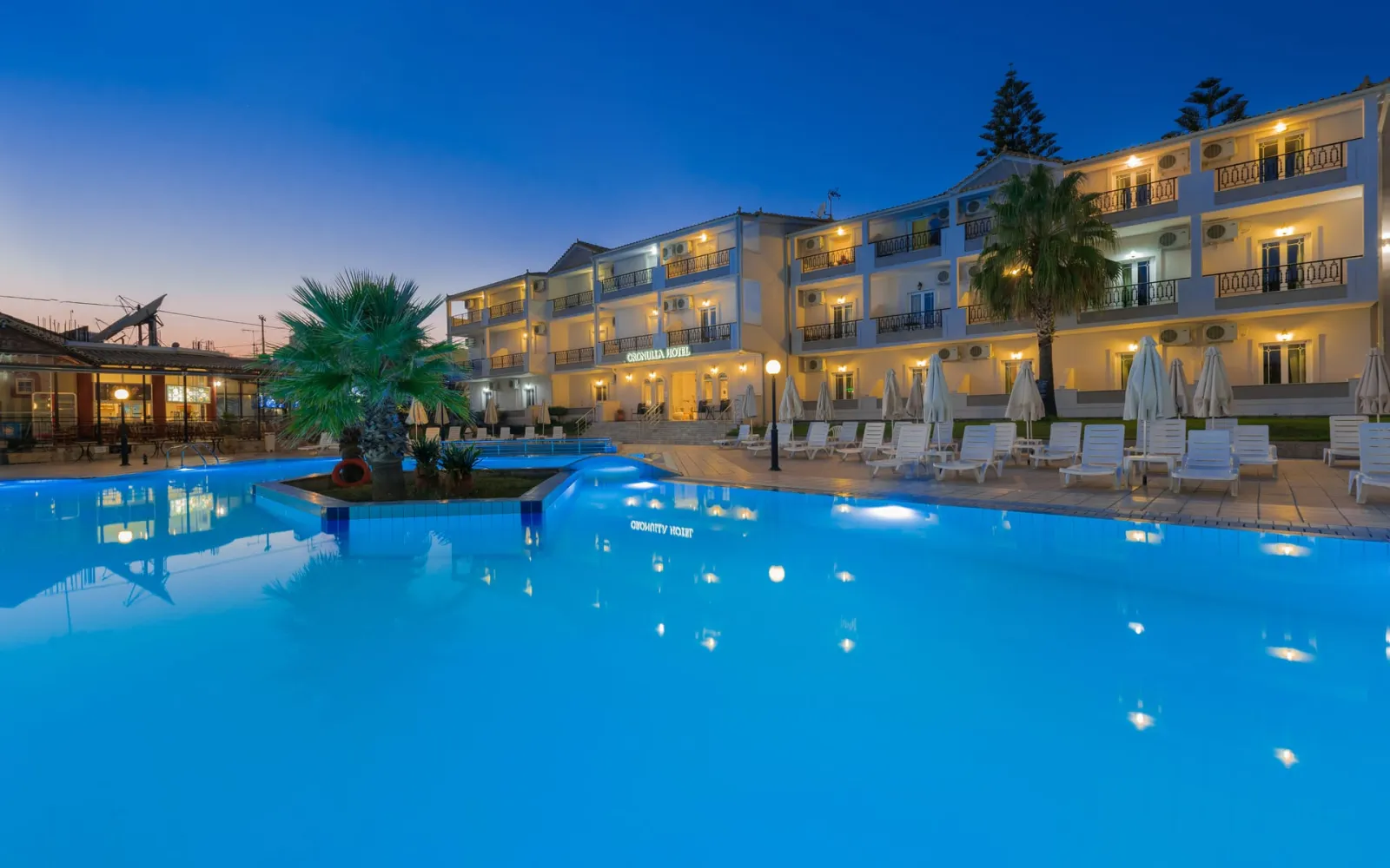 Triple Room with Pool View