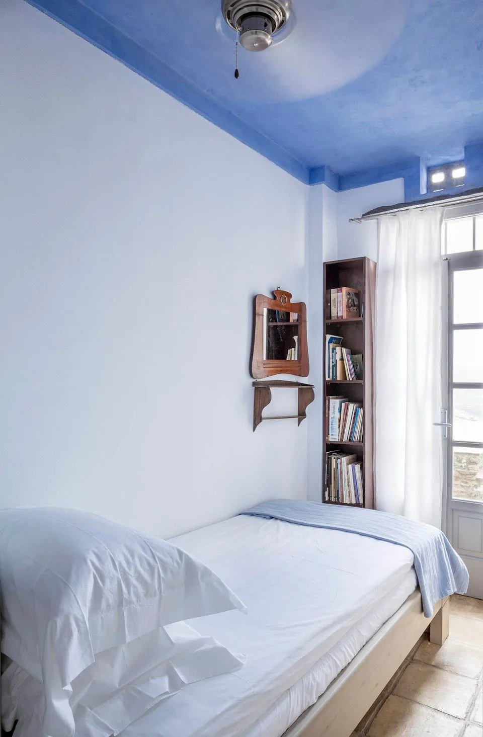Olde Distillery (3-Bedrooms House)