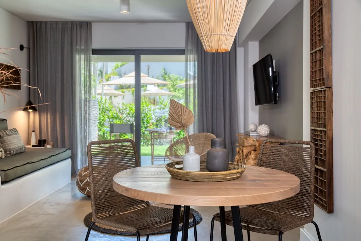 Suite with Pool View