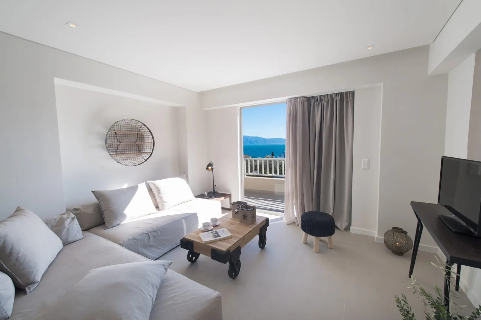 Penthouse Suite with Sea View