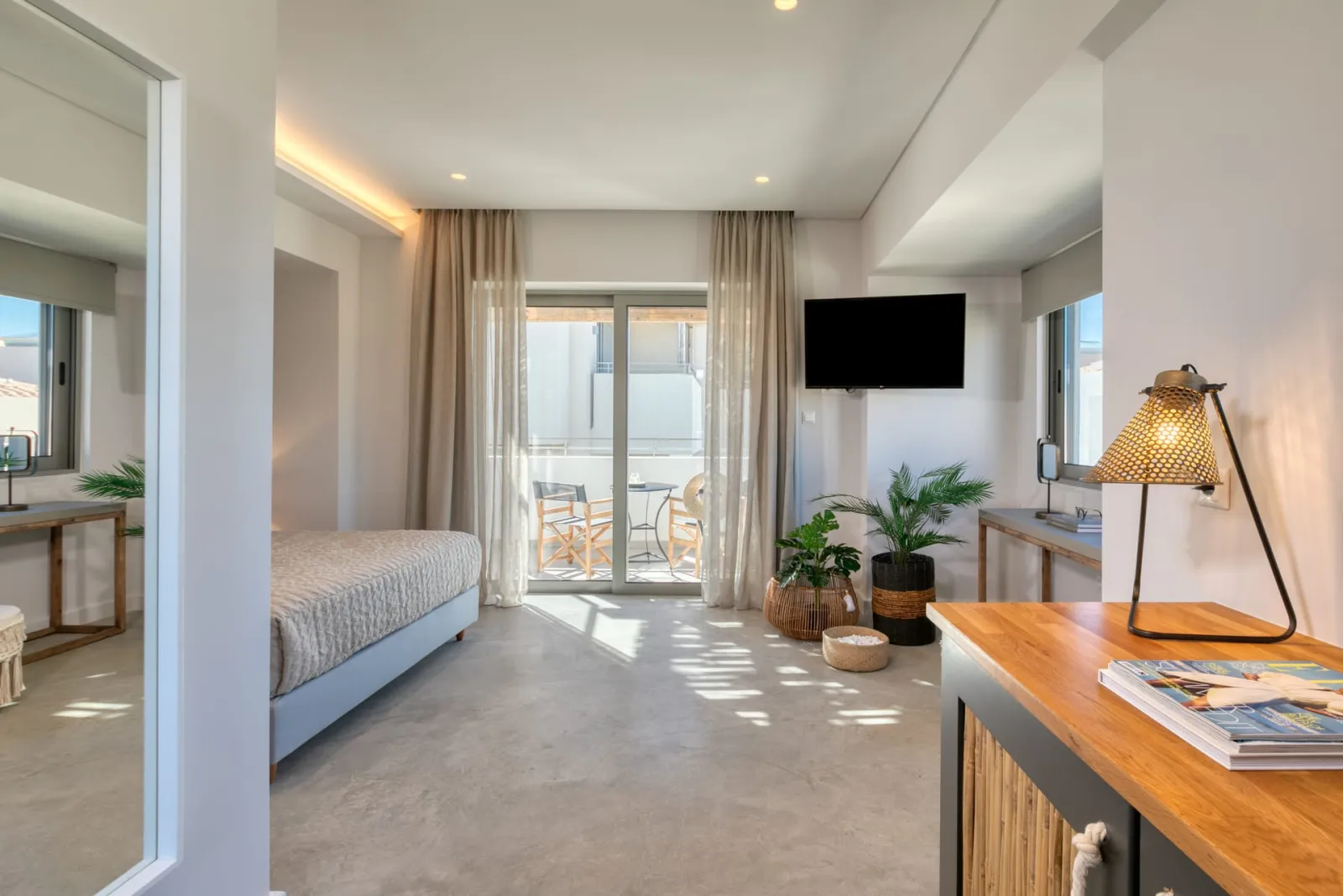 Rozoli Double Partial Sea View