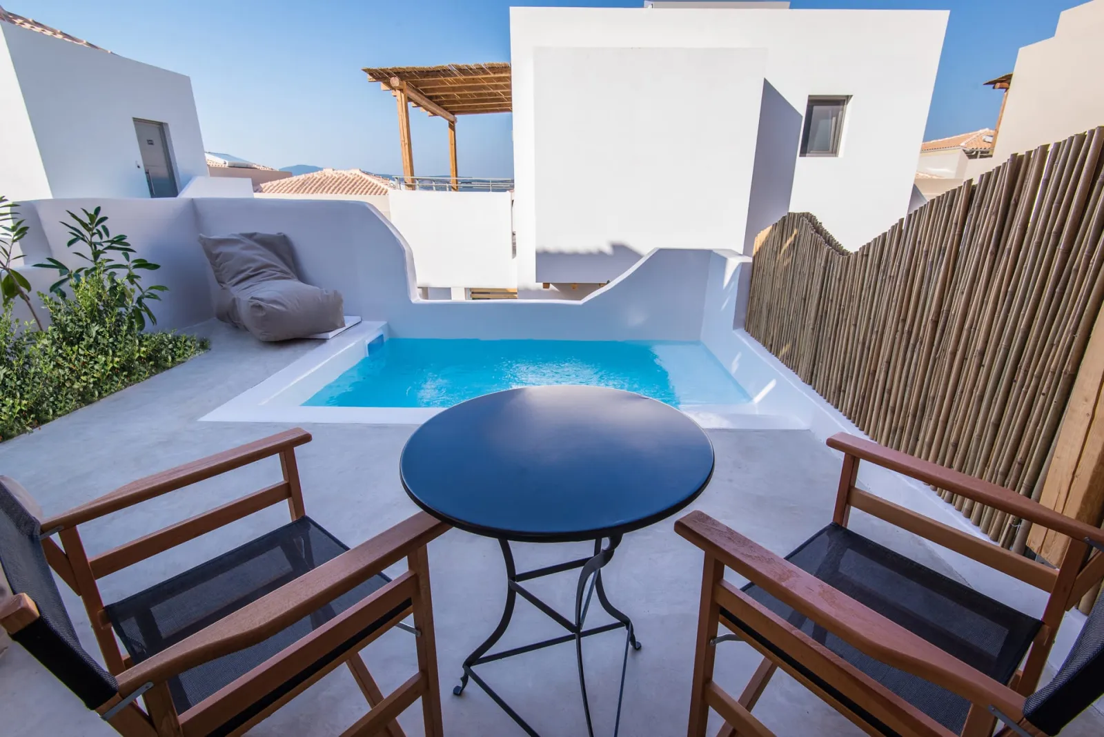 Emerald Suite with private pool partial sea view