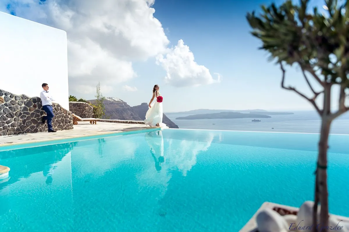Deluxe Suite with outdoor Jacuzzi &amp; Caldera view