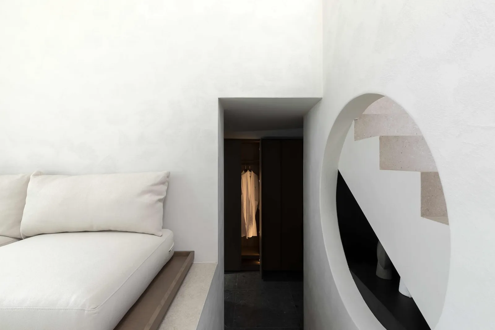 Cubic Suite with Panoramic Sea View &amp; Mini Pool