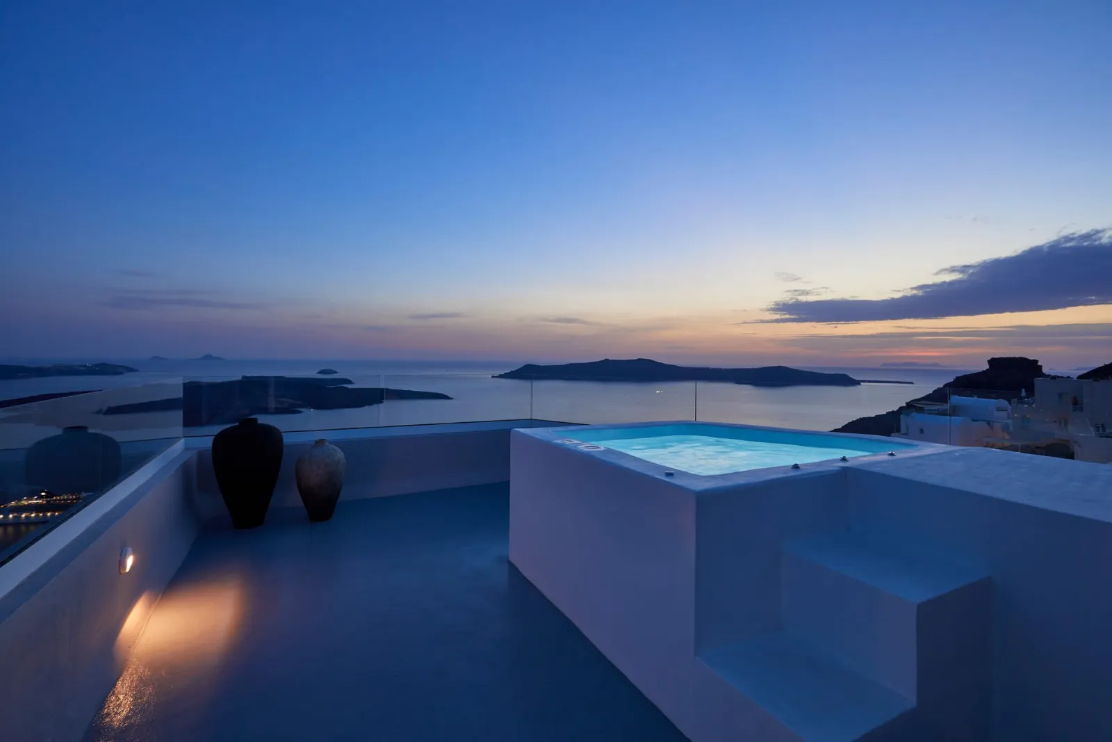 Grand caldera view suite with outdoor hot tub No 3