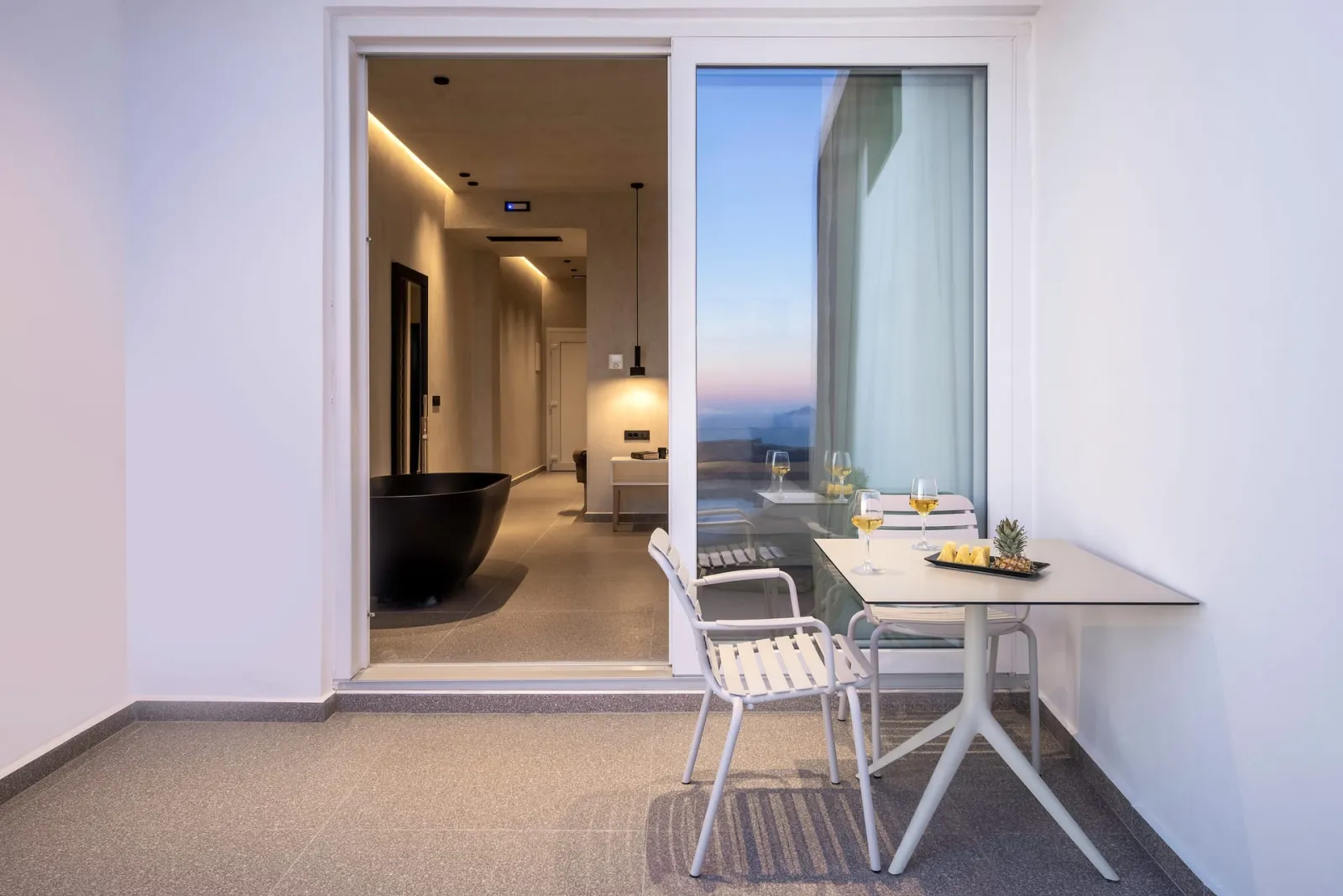 Superior Caldera View Suite Νο6