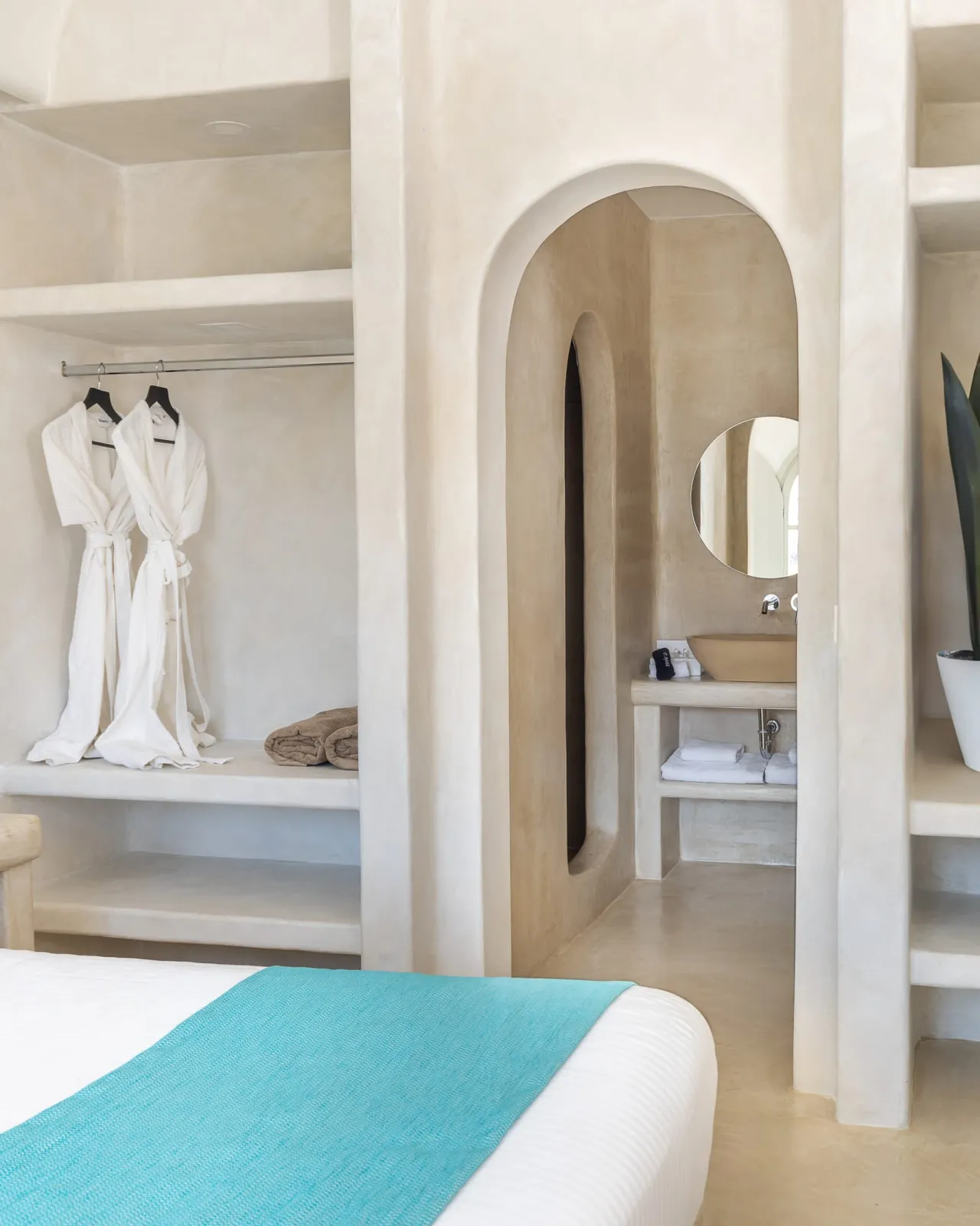 Deluxe Suite with Sea View