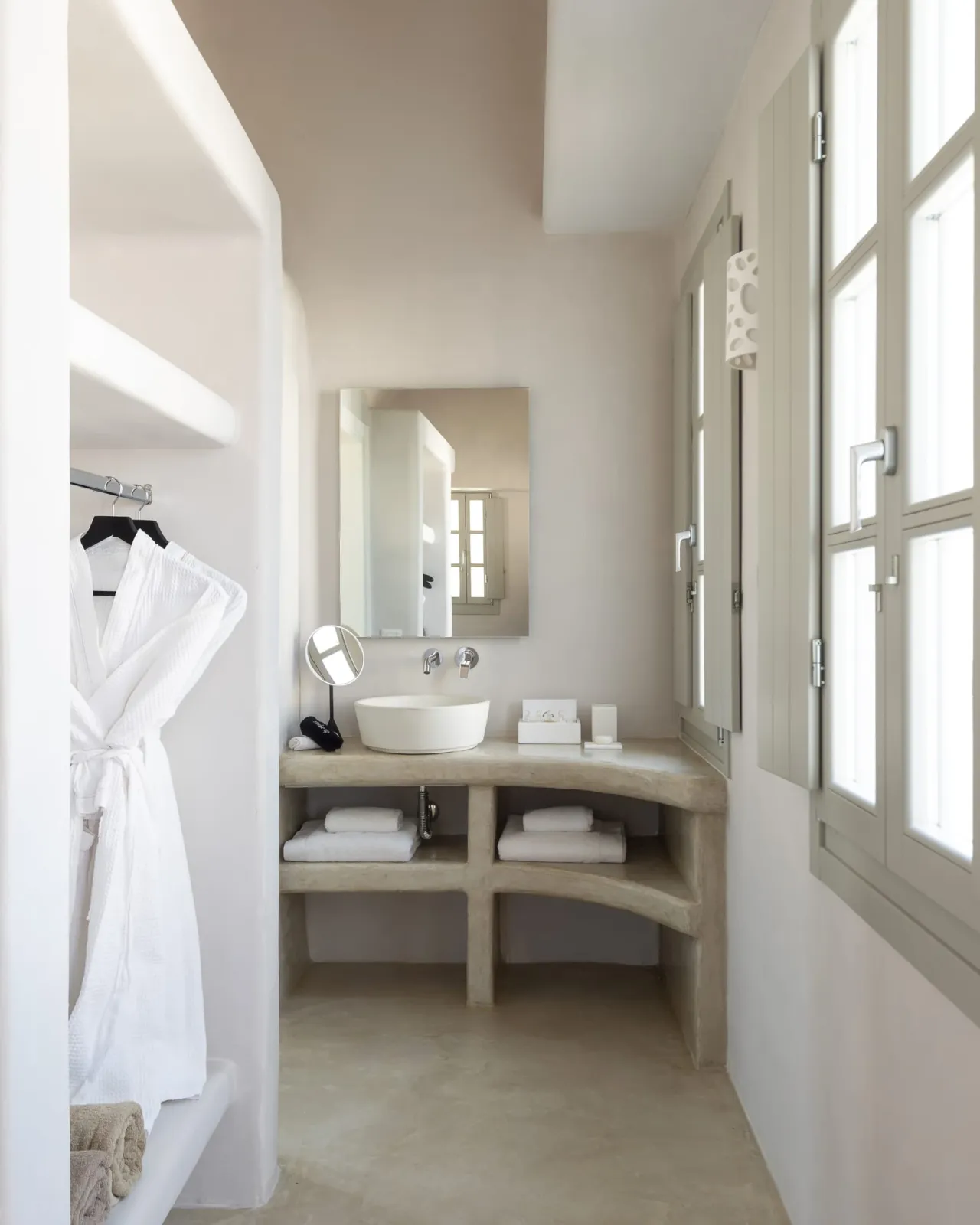 Deluxe Suite with Sea View and Outdoor Hot tub