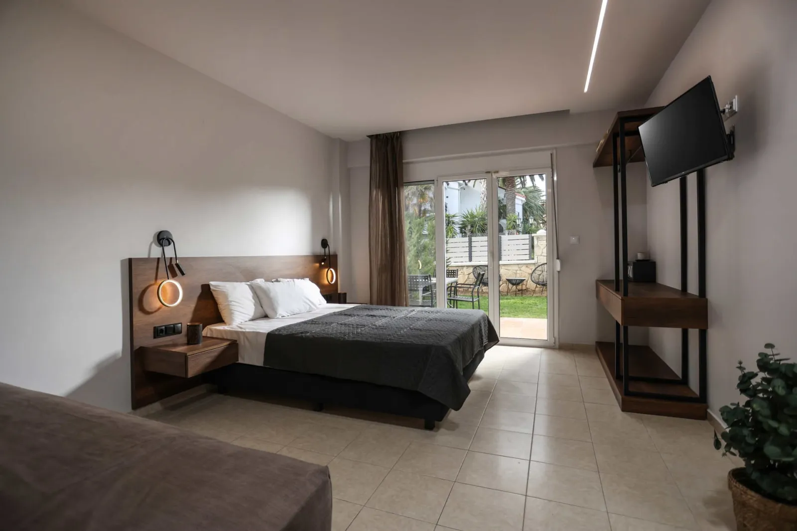 Comfort Studio with Terrace