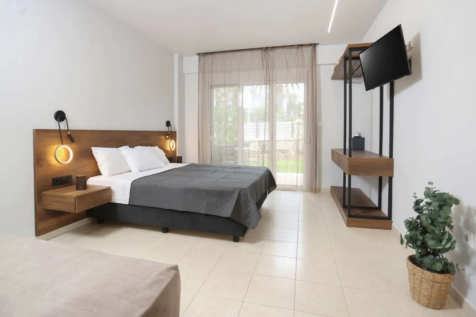 Comfort Studio with Terrace