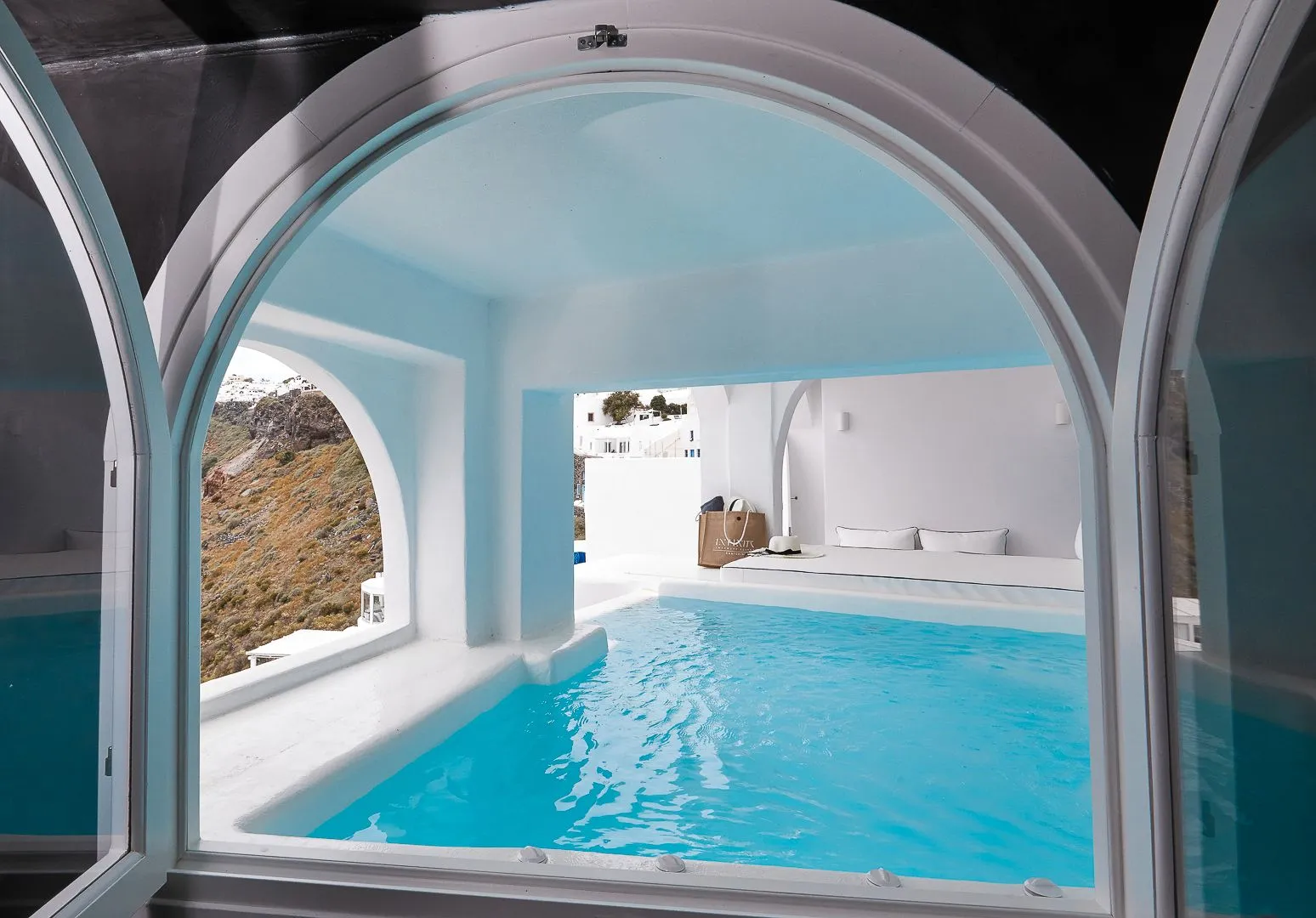 Cave pool Villa - Private Caldera Sea Sunset view