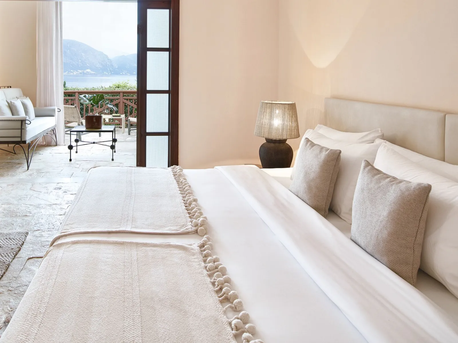 Paradiso Bungalow Suite Sea Side