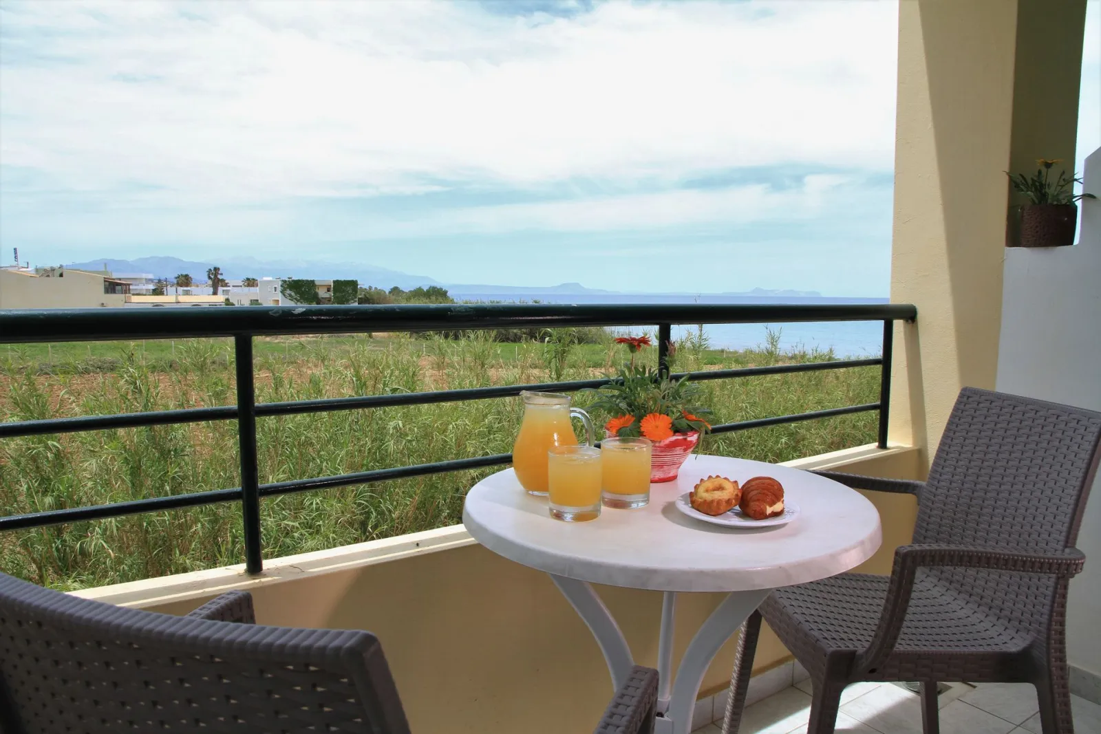 Family Side Sea View Room