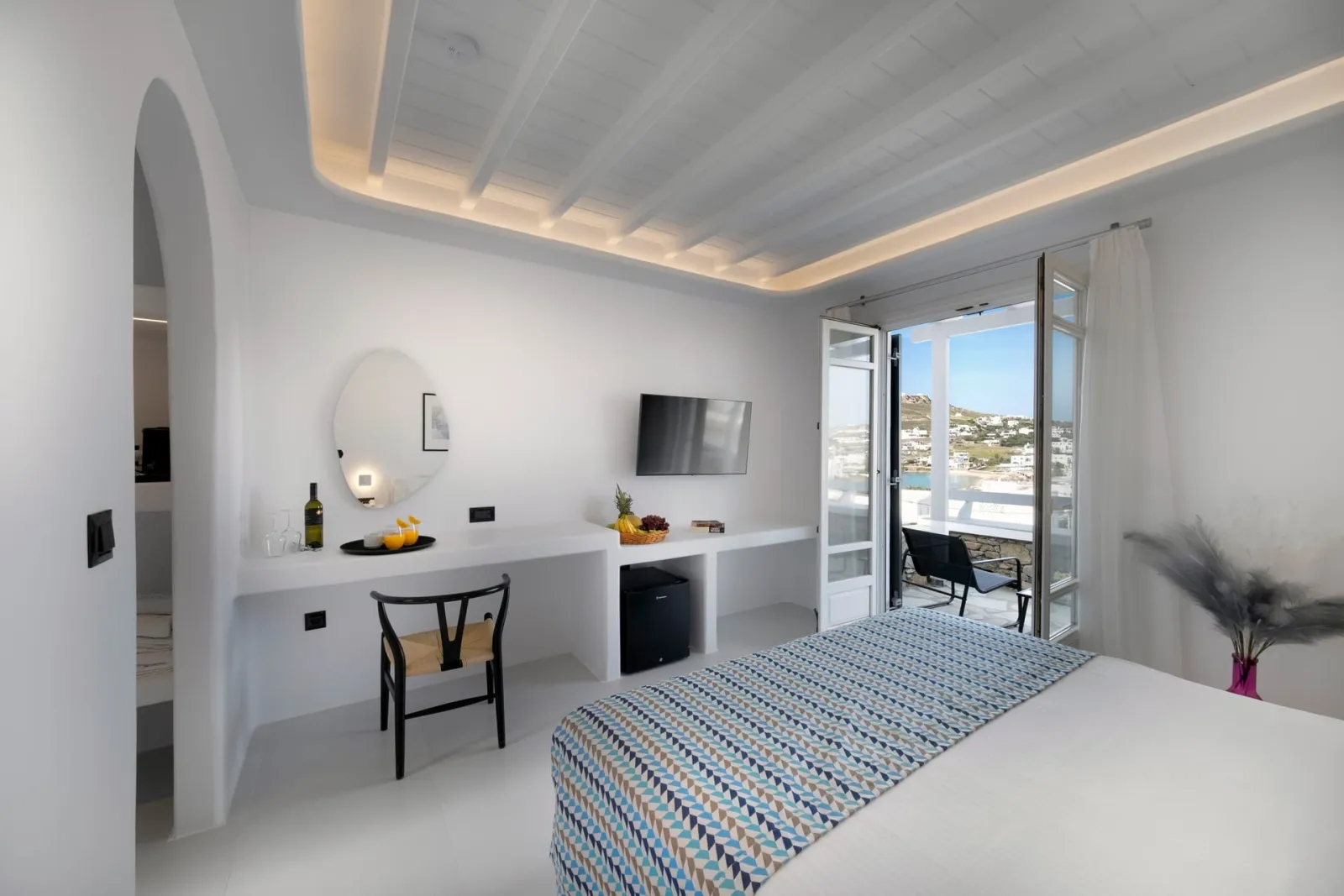 Double Partial Sea View