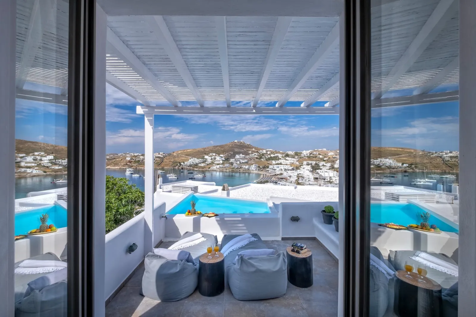 Pool Suite Sea View