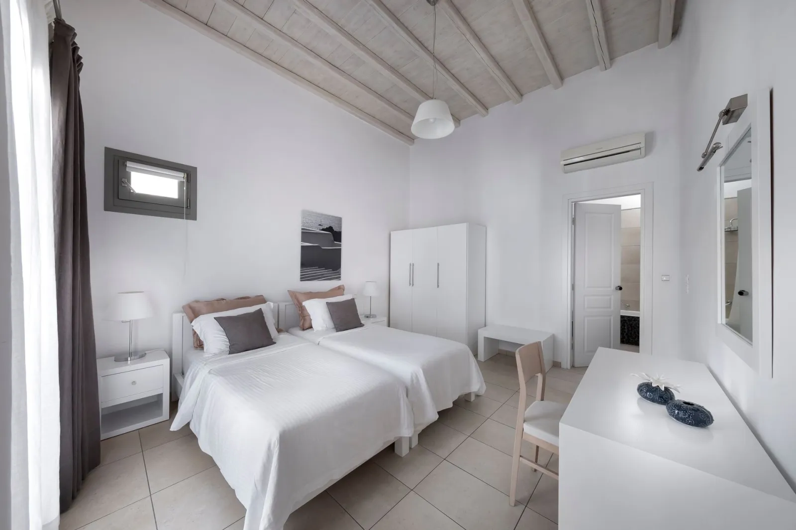 Two-Bedroom Suite Partial Sea View Private Pool