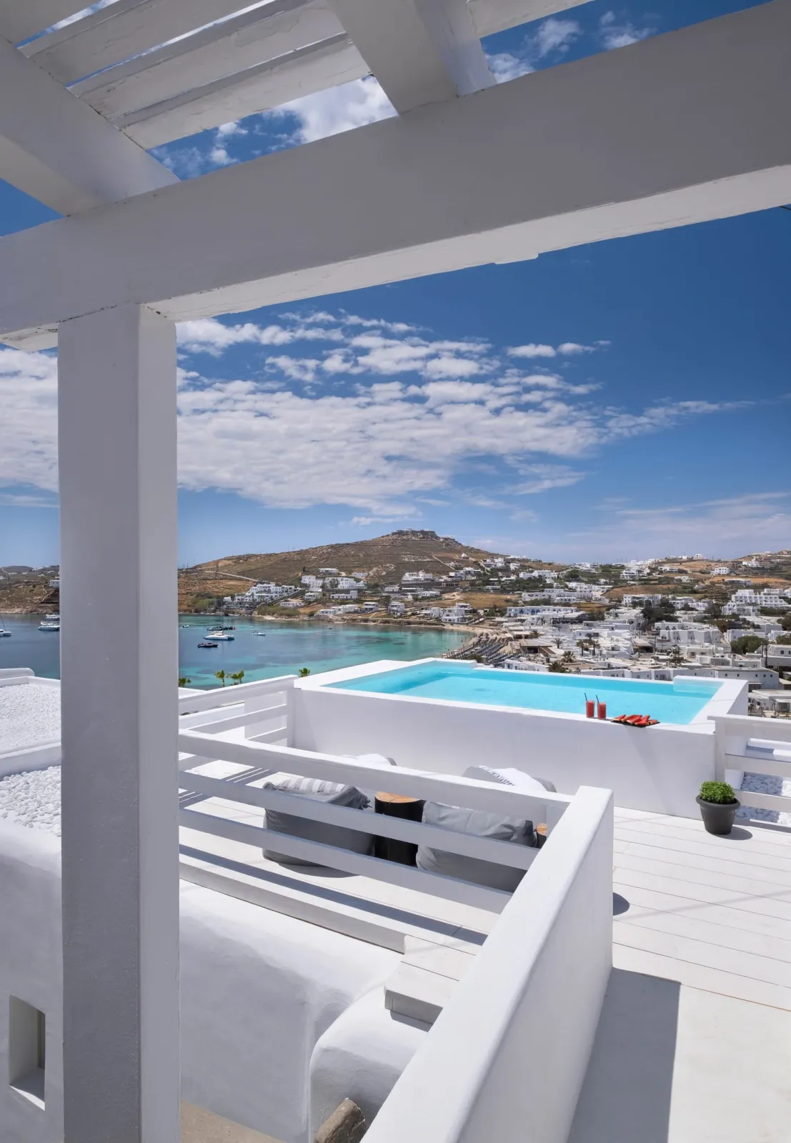 Sky Pool Suite Sea View Private Pool