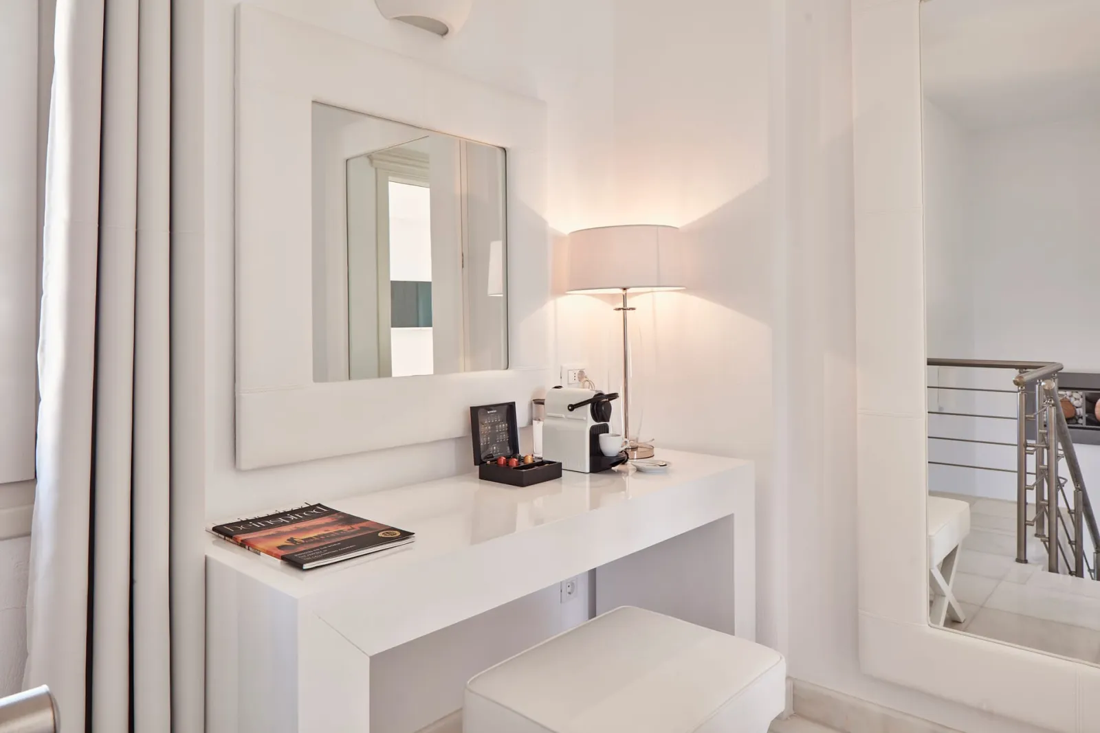 Signature Suite Sea View with Outdoor Jacuzzi