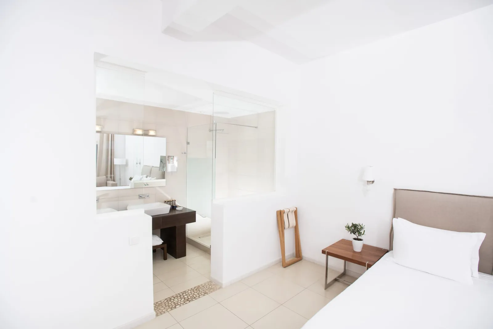 Deluxe Suite Sea View With Outdoor Jacuzzi