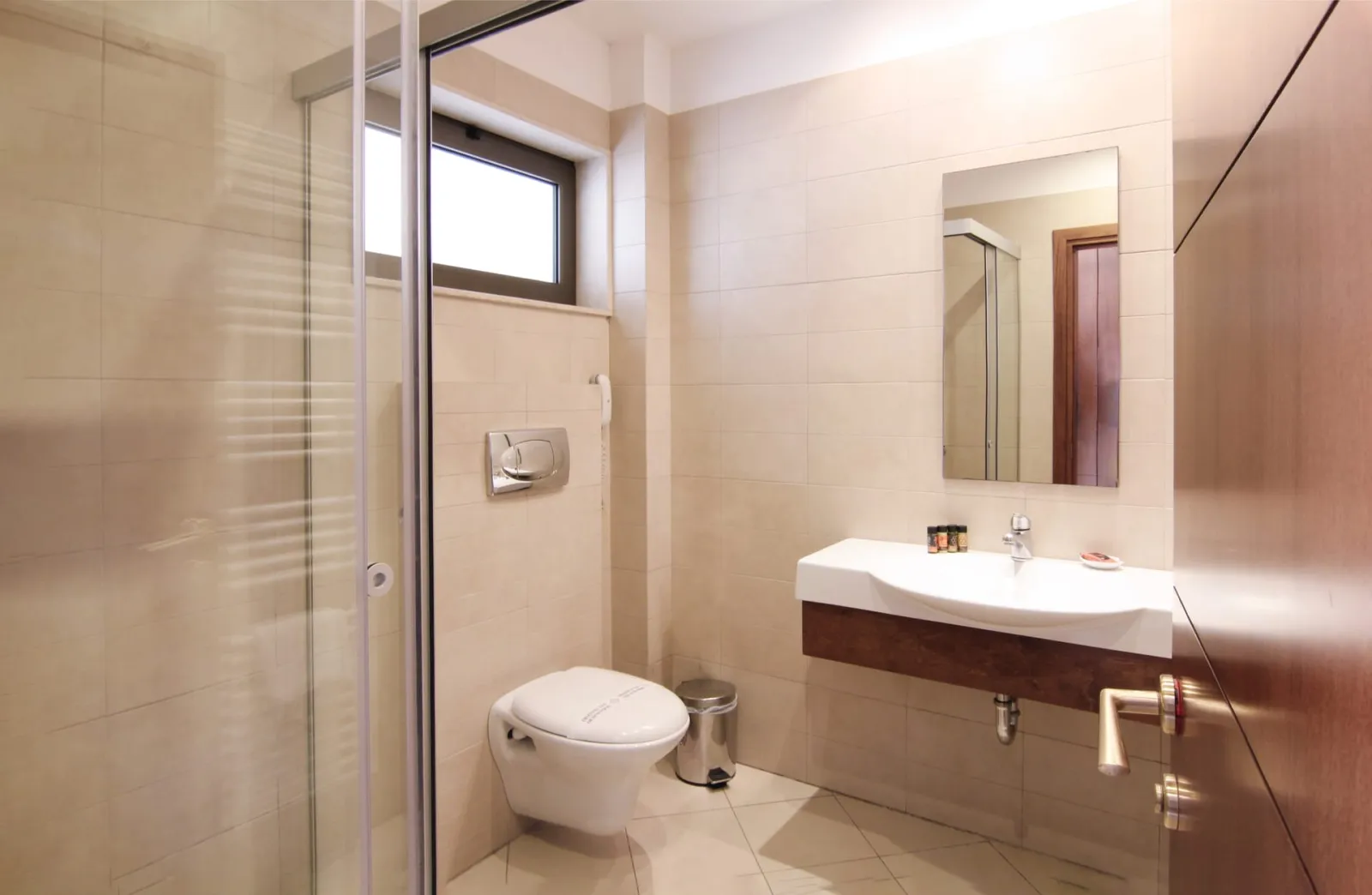 Superior Room with Land View