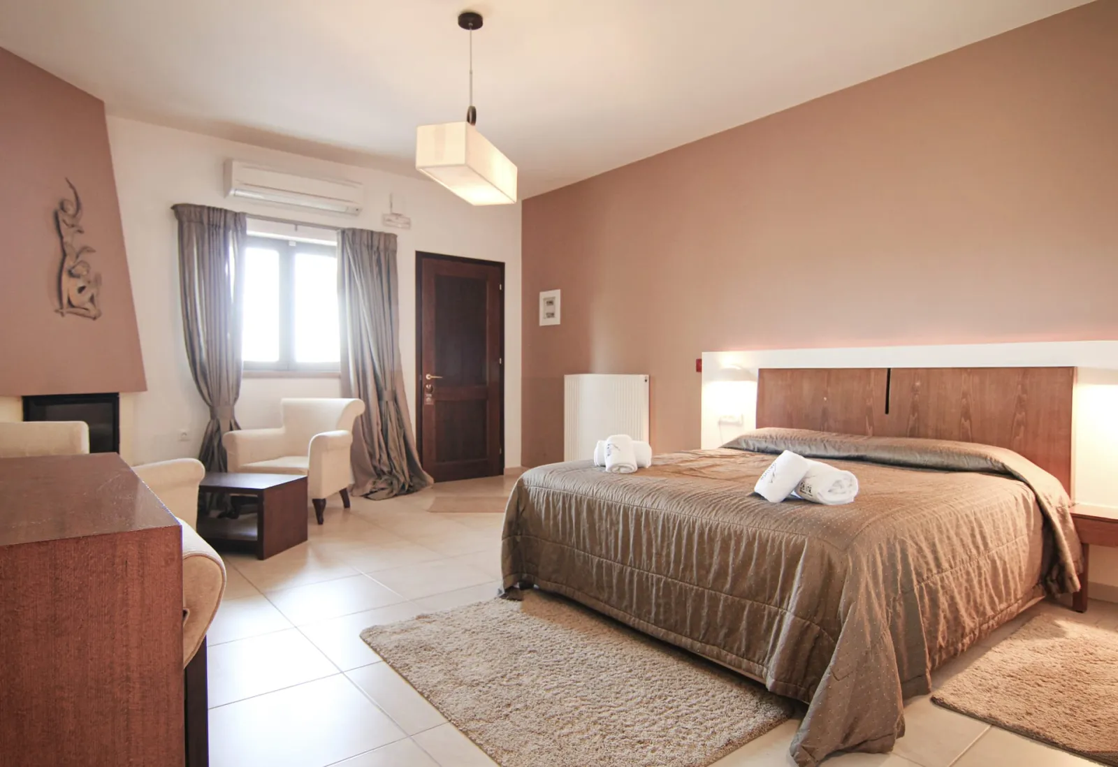 Superior Room with Mountain View