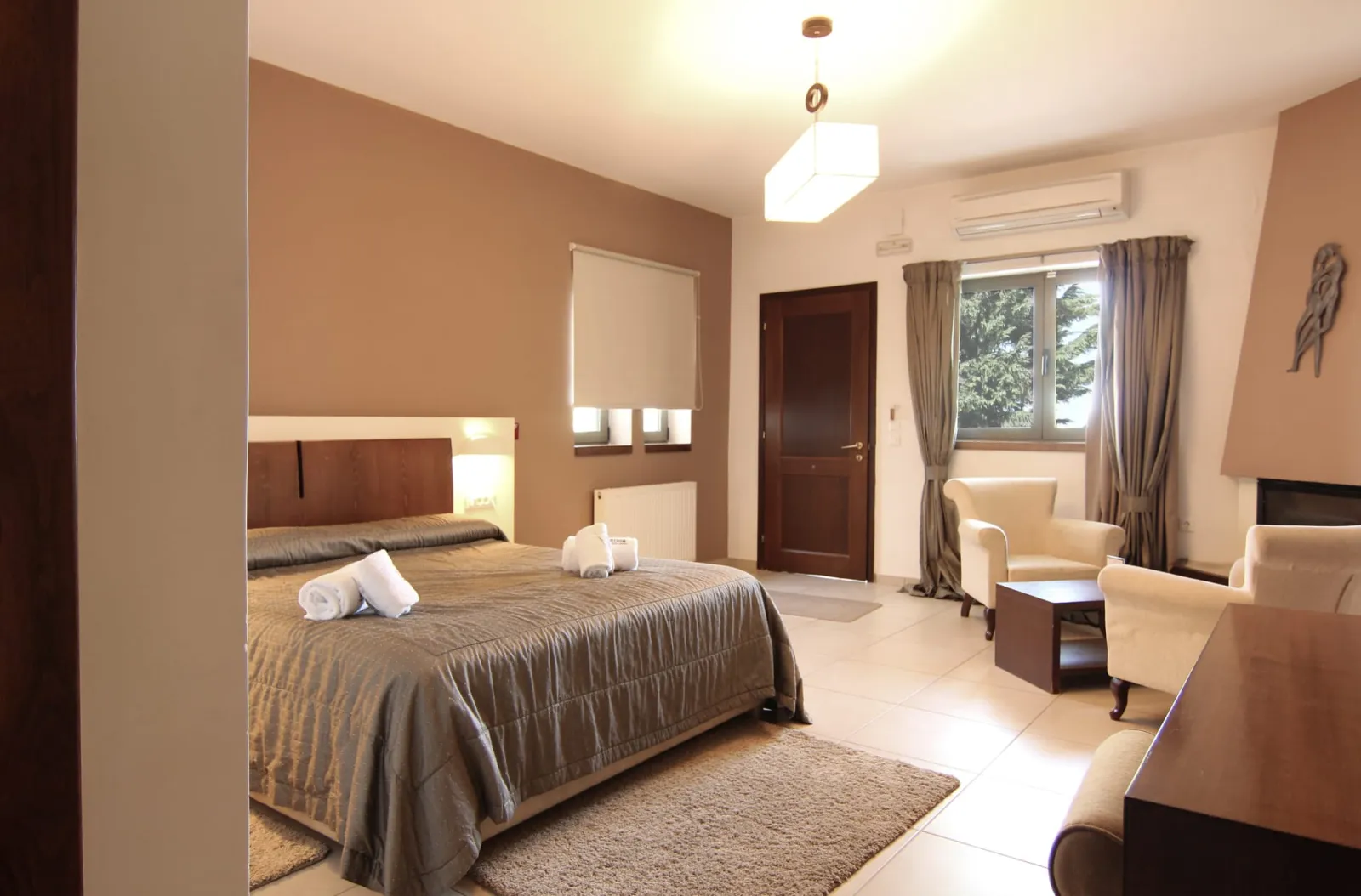Superior Room with Mountain View