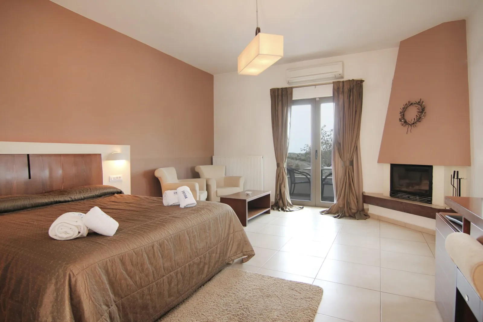 Junior Suite with Mountain View