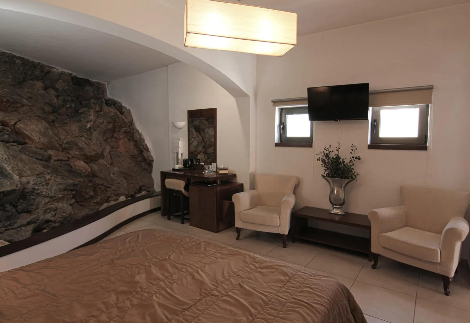 Deluxe Master Suite with Mountain View