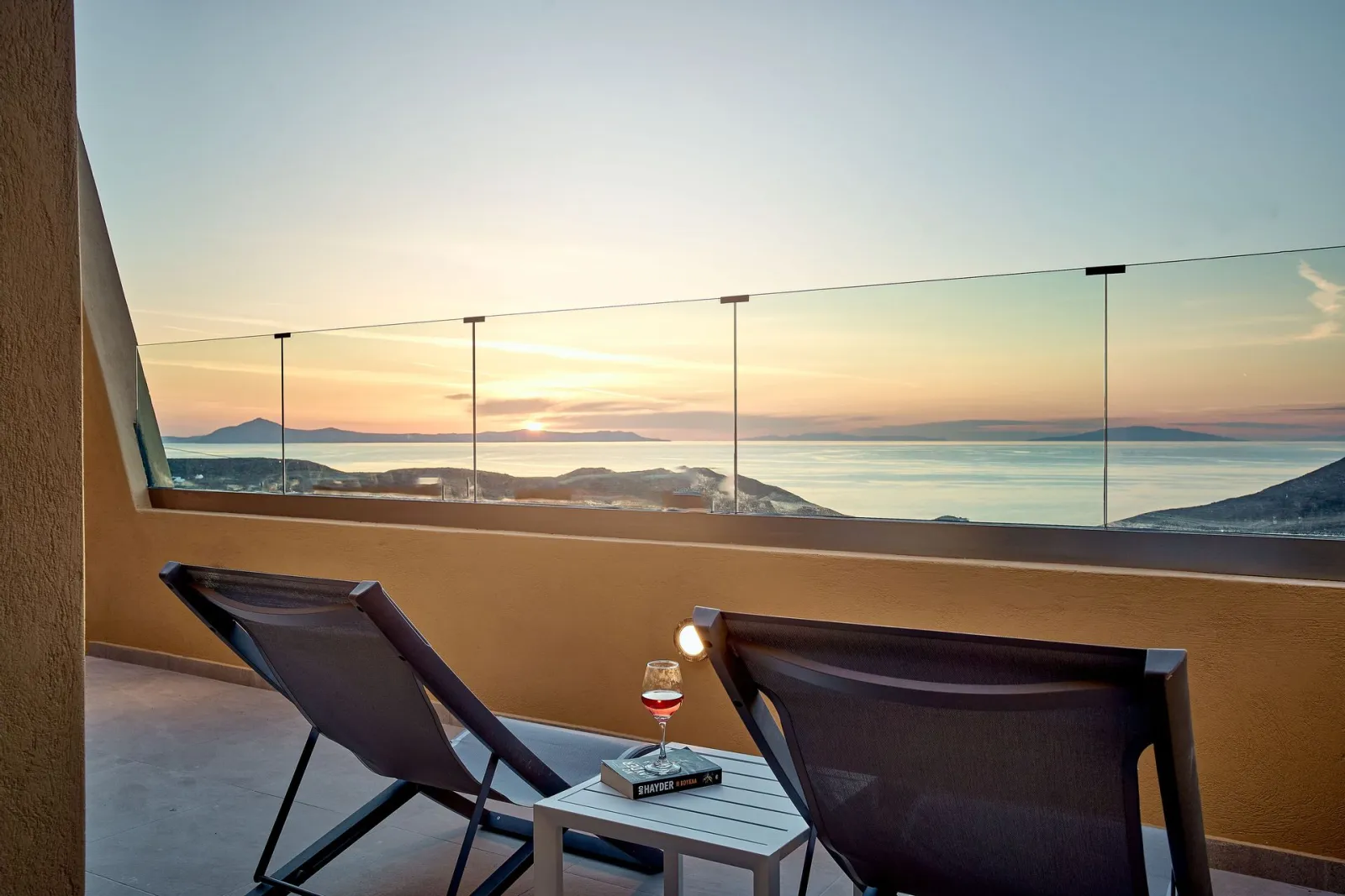 Calm Honeymoon Suite with Outdoor Petit Pool Sea & Sunset View