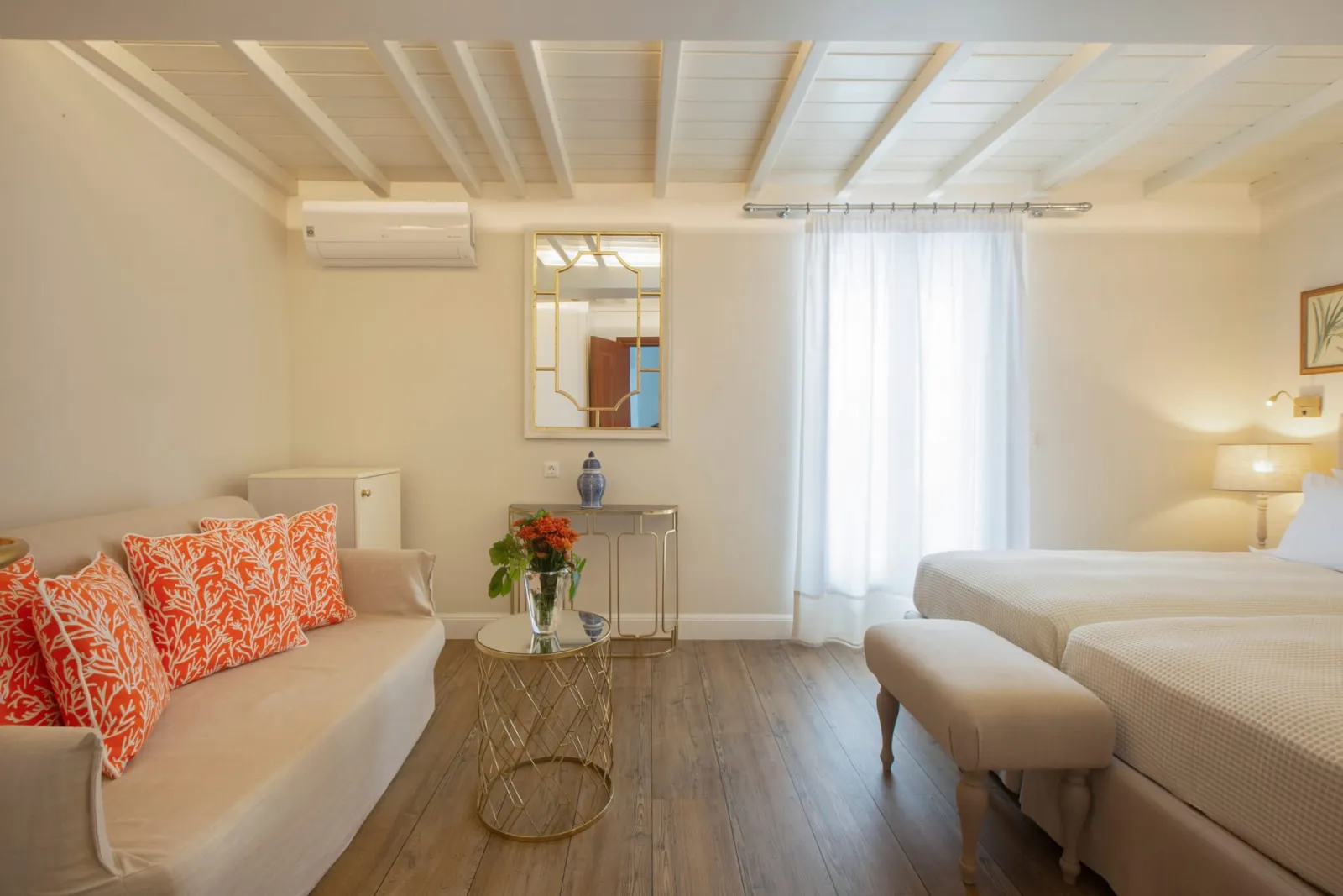 Standard Twin Room with Extra Sofa Bed