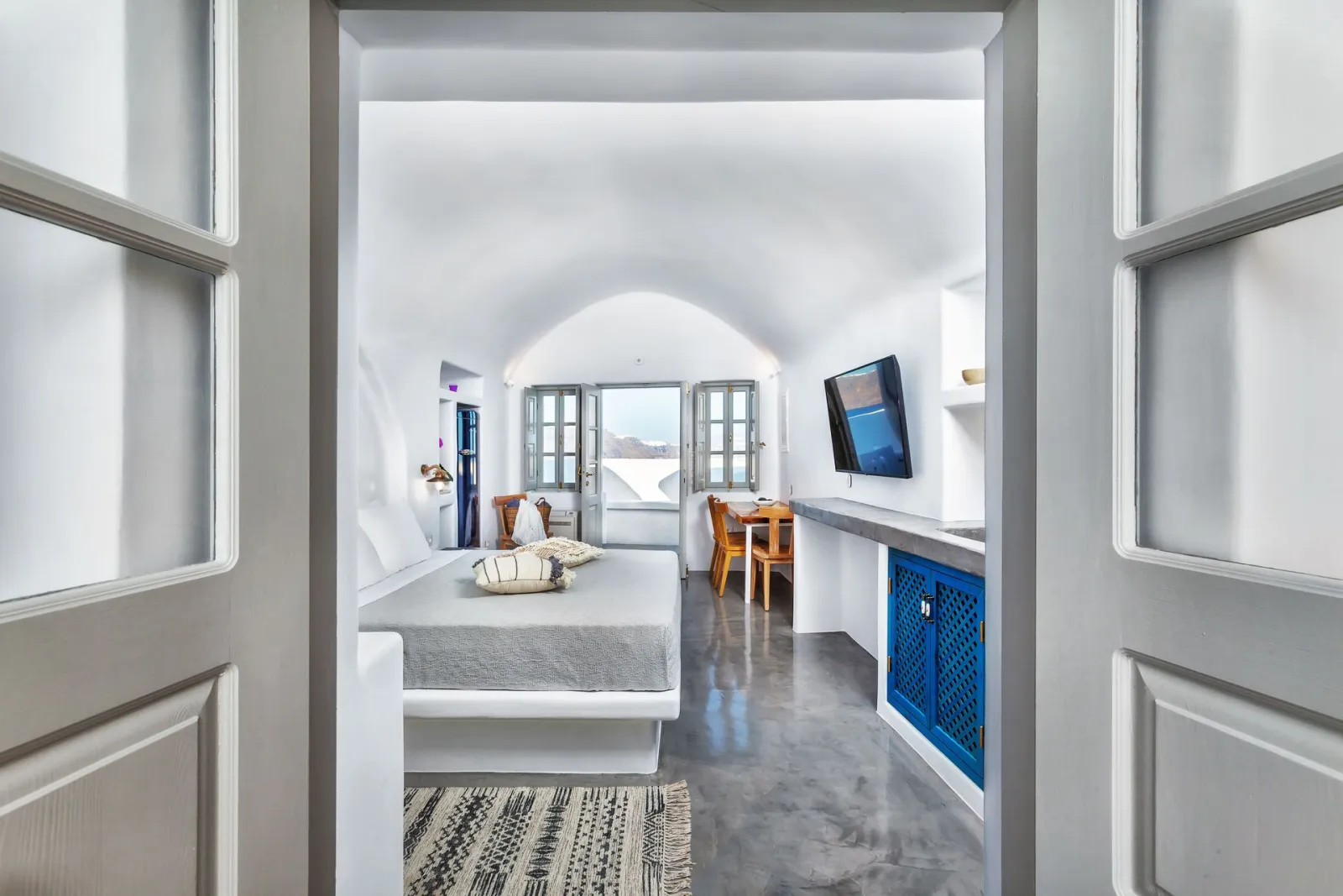 Sapphire Suite | Outdoor Private Hot Tub