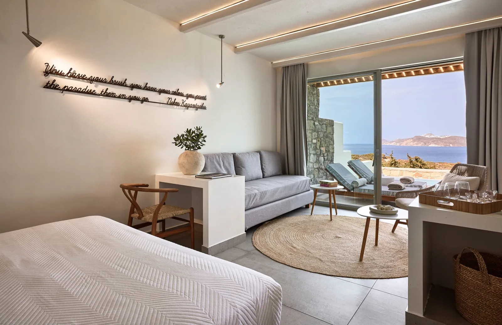 Deluxe Triple Suite with Private Pool and Sea View