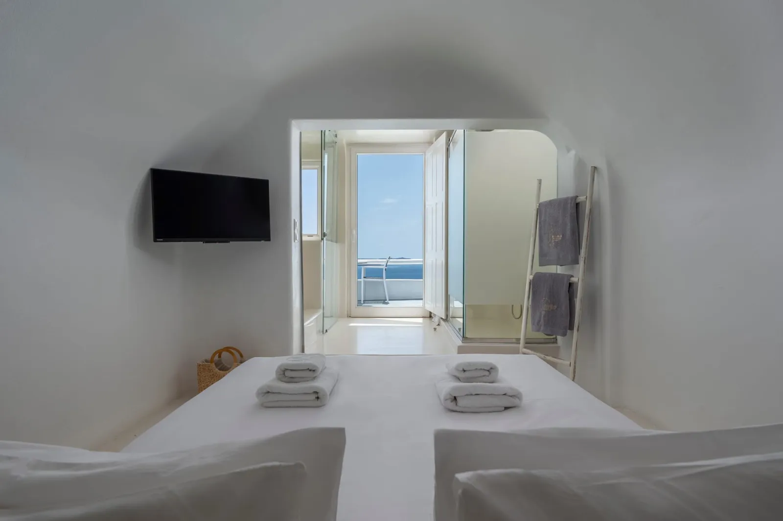 Moonstone Deluxe Suite