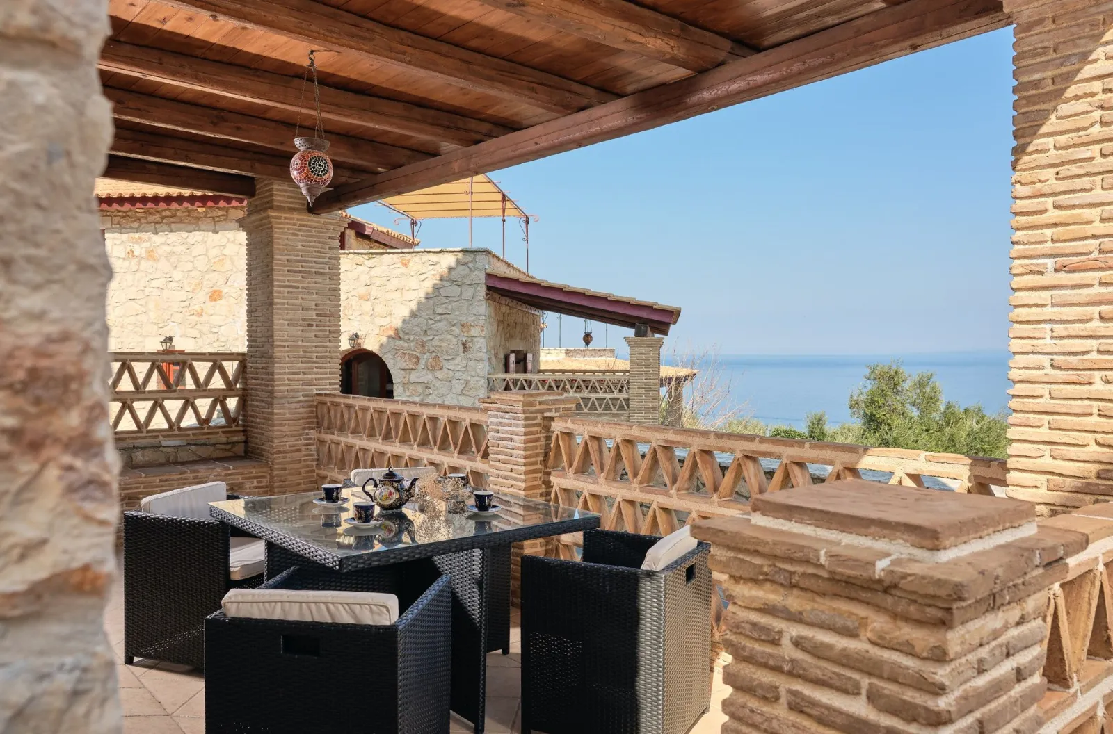 Two Bedrooms Suite with Sea View