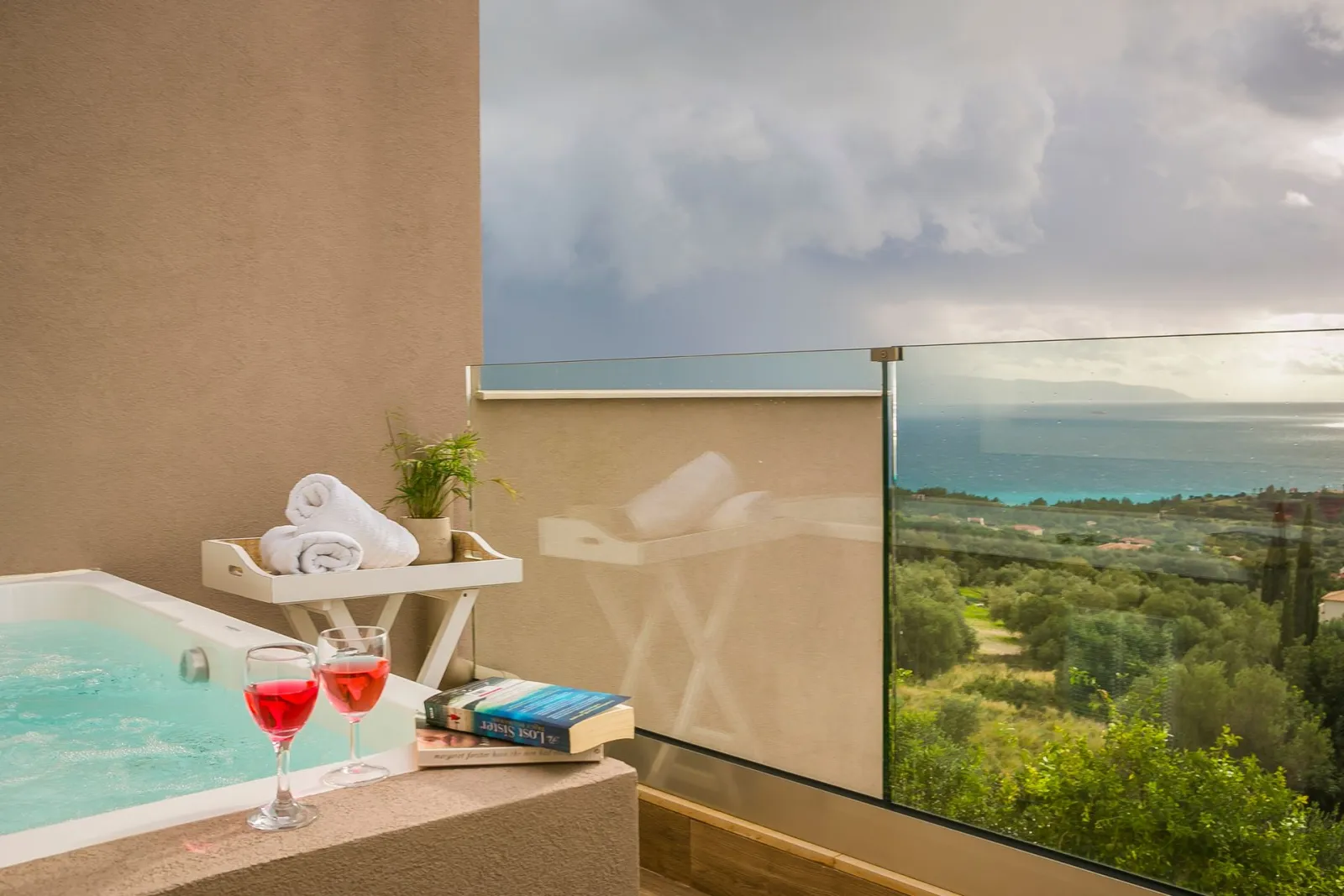 Junior Suite Sea View with Jaccuzi