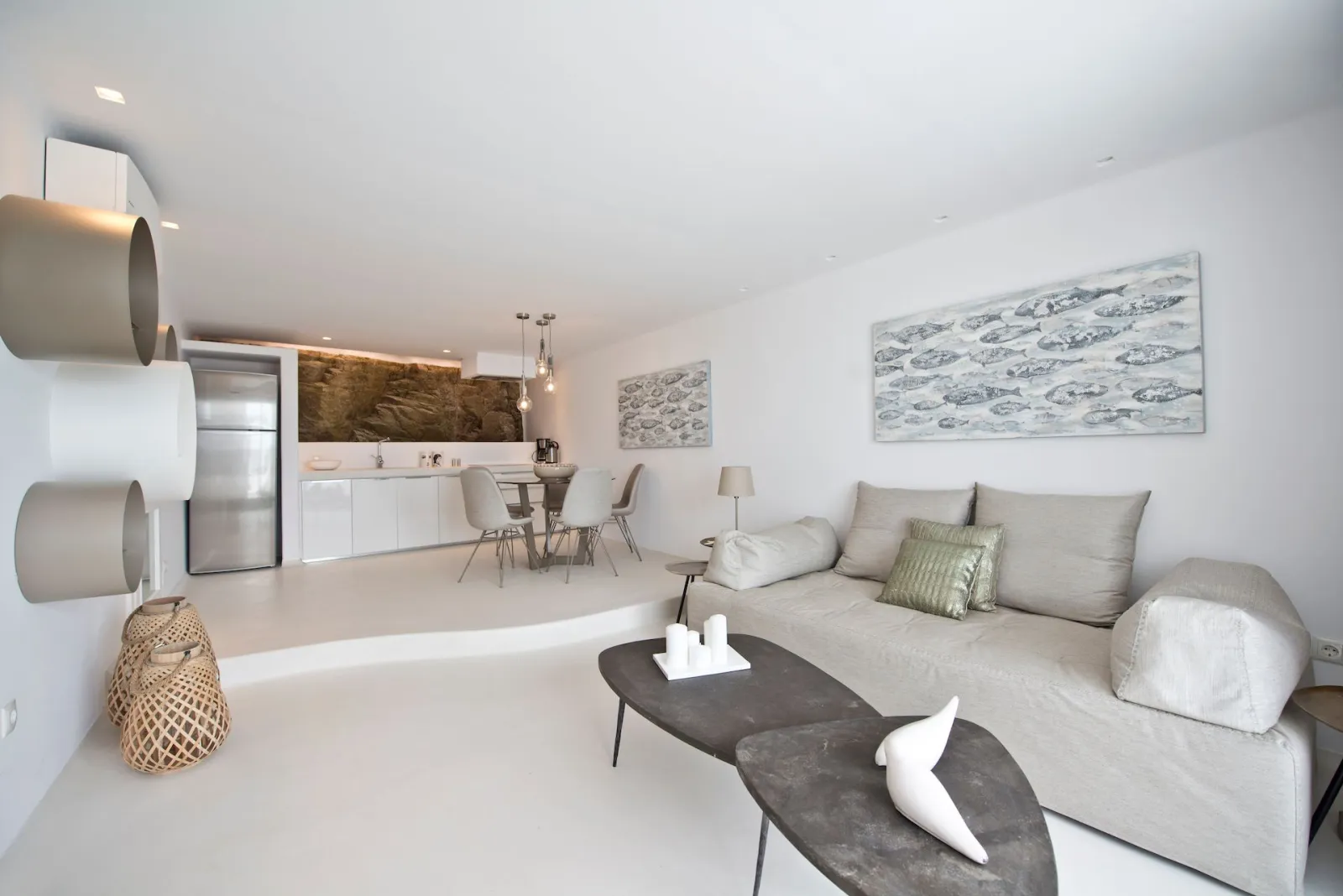 Ruby - 1 Bedroom Deluxe Suite with shared pool