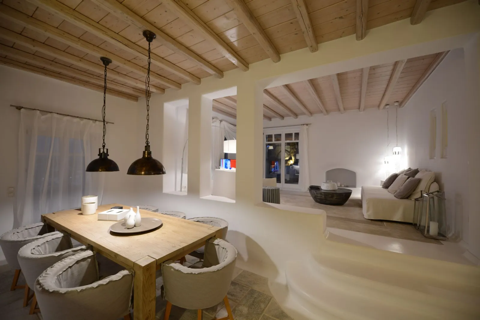 Azurite - 3 Bedroom Villa in Psarou with Private Heated Pool
