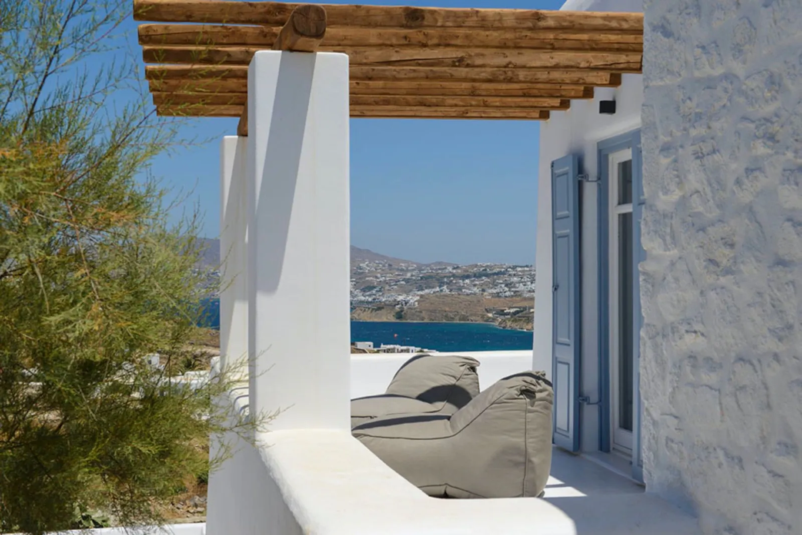 Pearl - 3 Bedroom Villa in Ornos with Private Pool