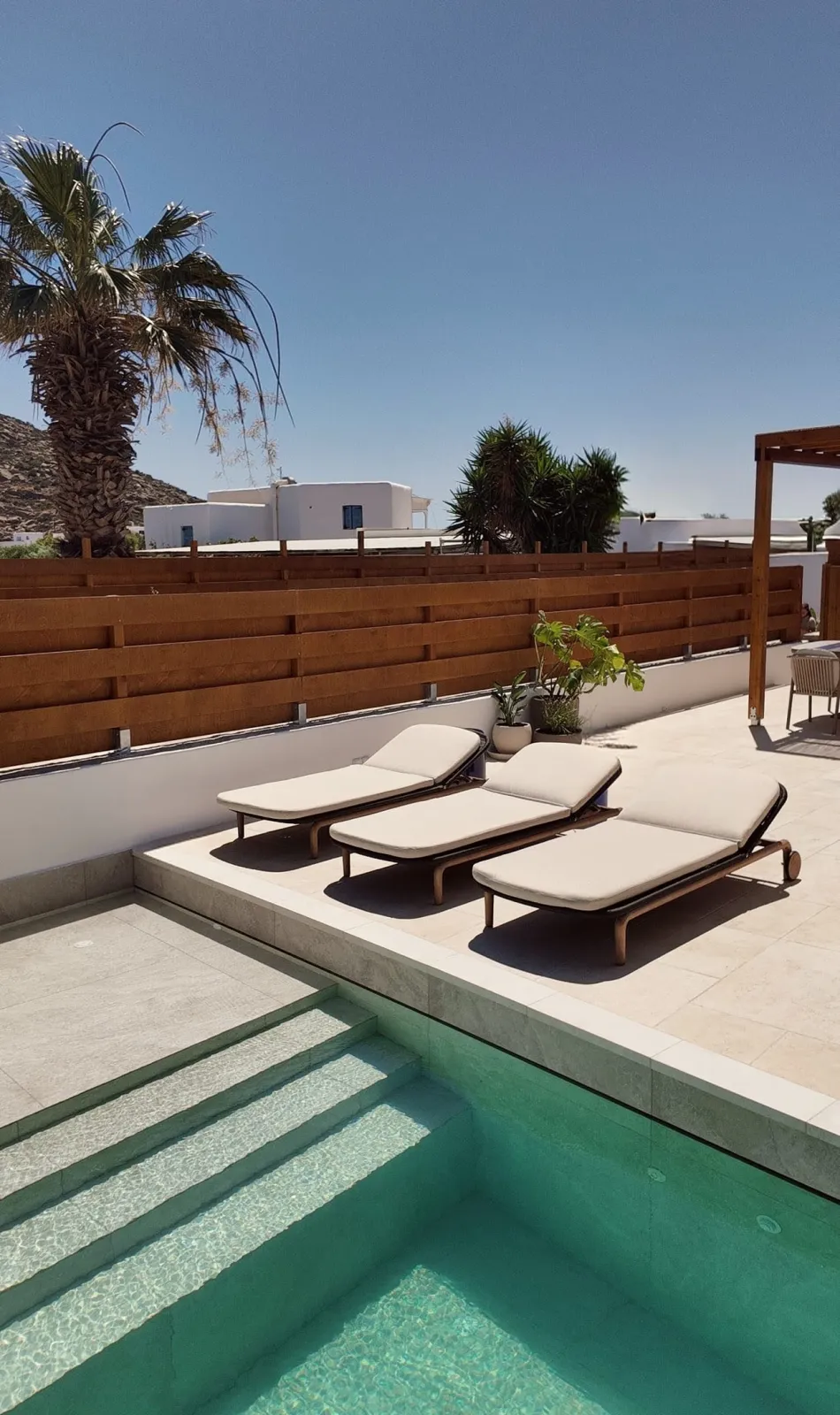 Dionysos Beach Villas