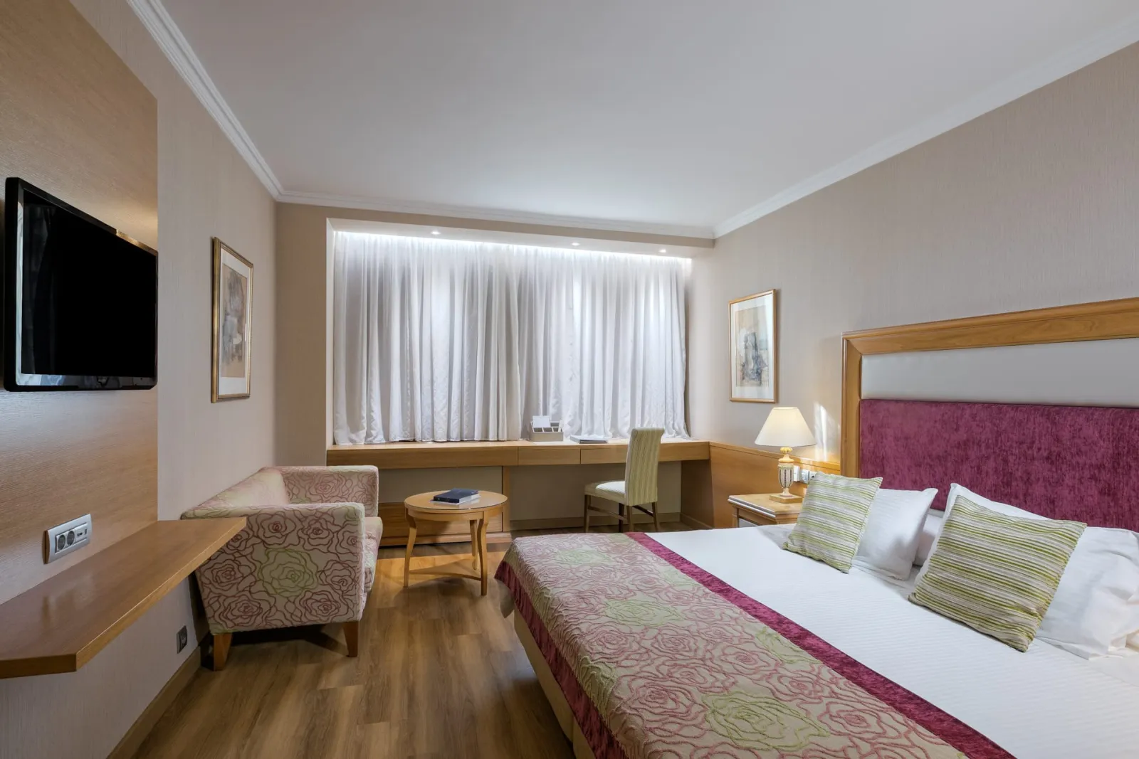 Essential Triple Room