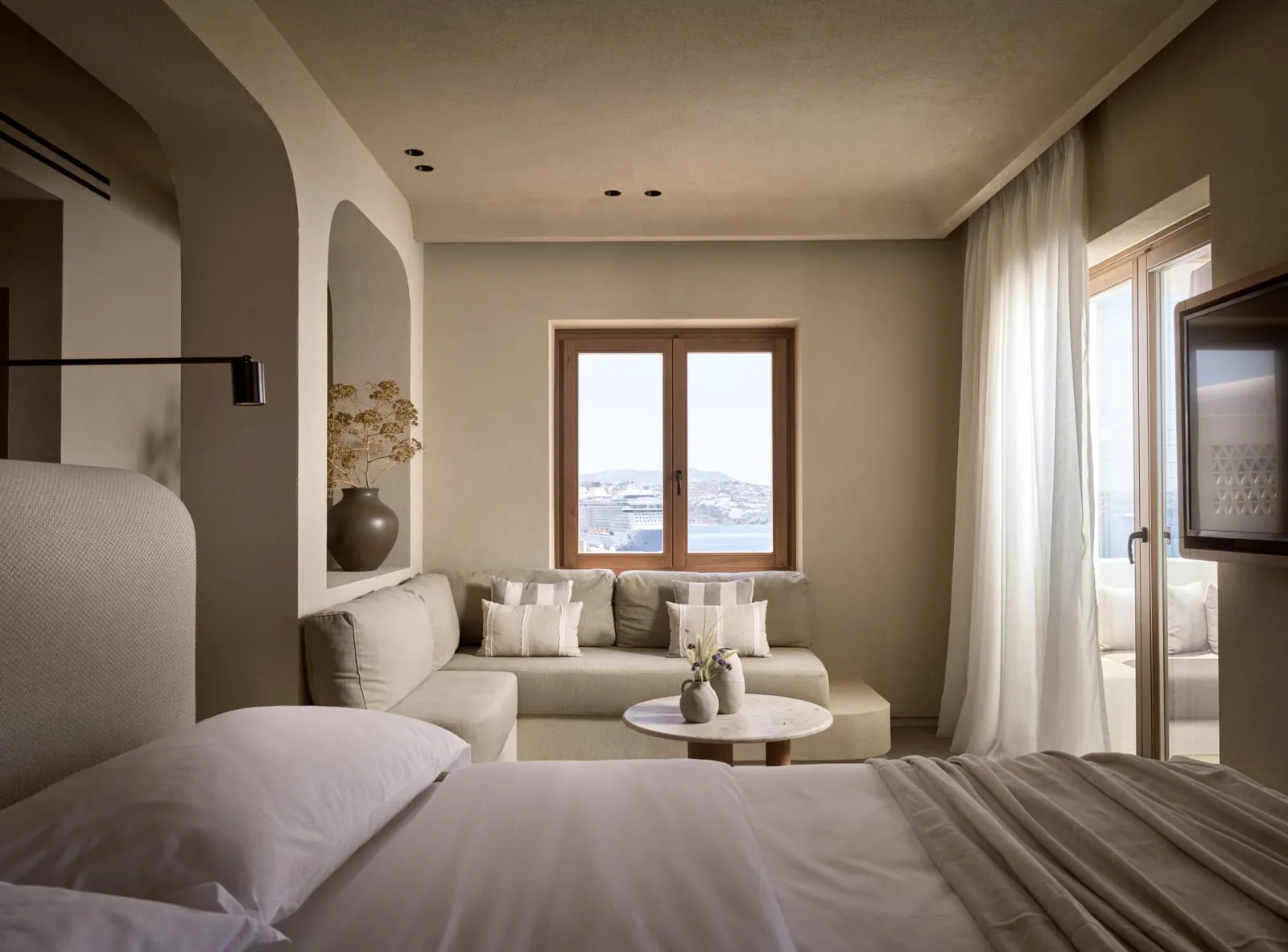 OMEON Signature Suite Sea View with Private Hot Tub
