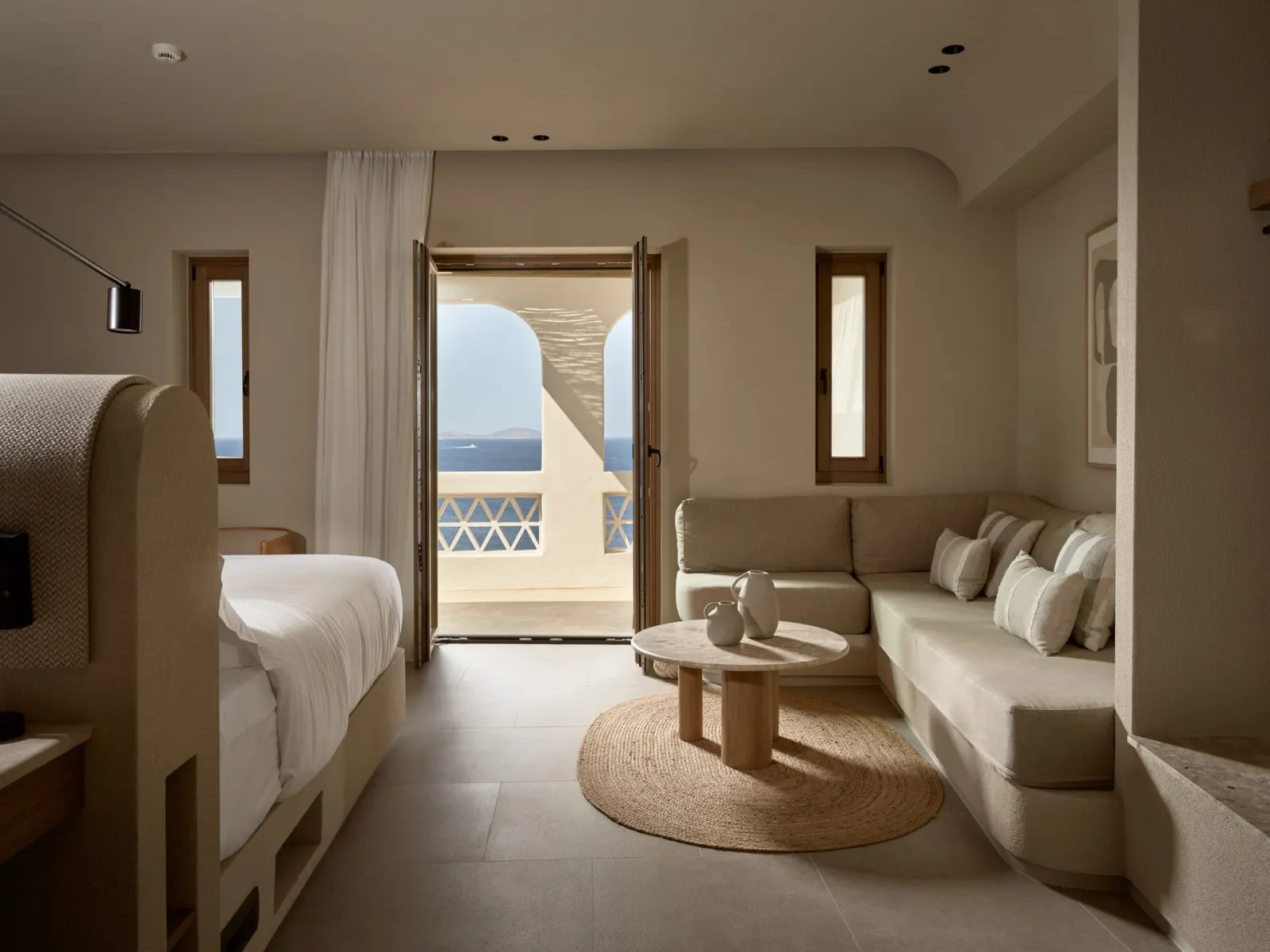 OMEON Signature Suite Sea View with Private Pool