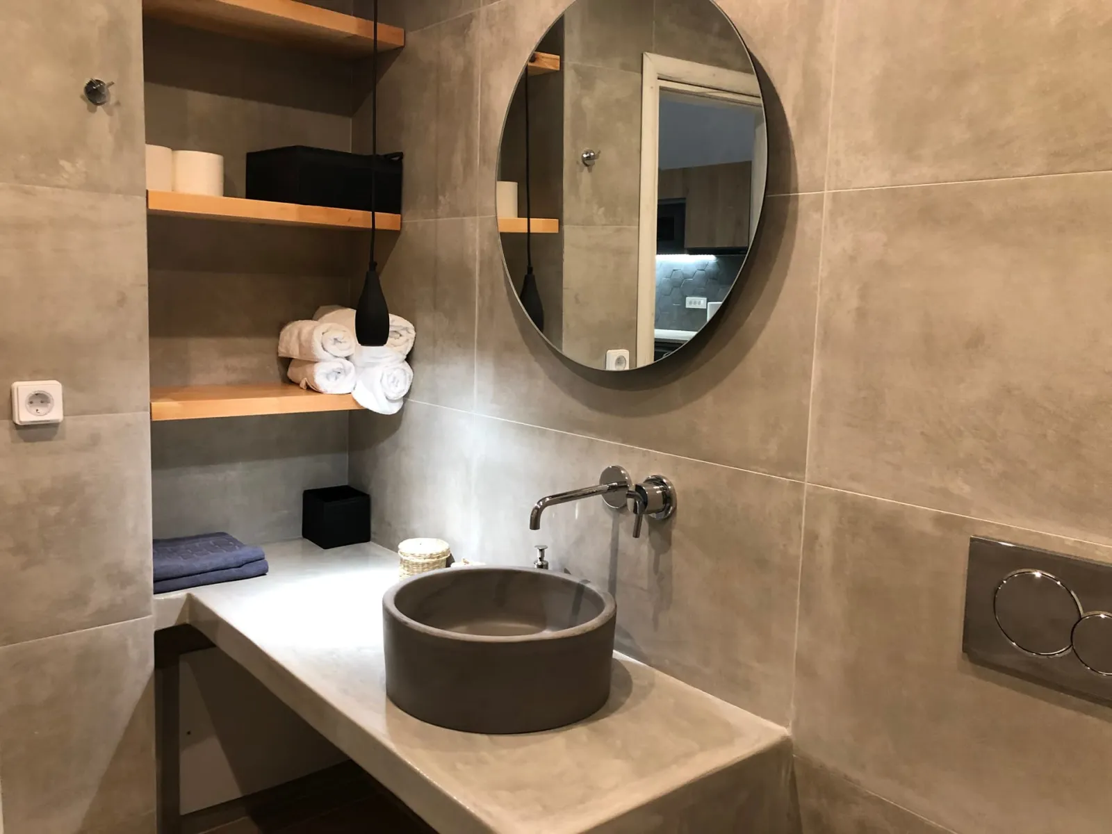 SeaView Apartment