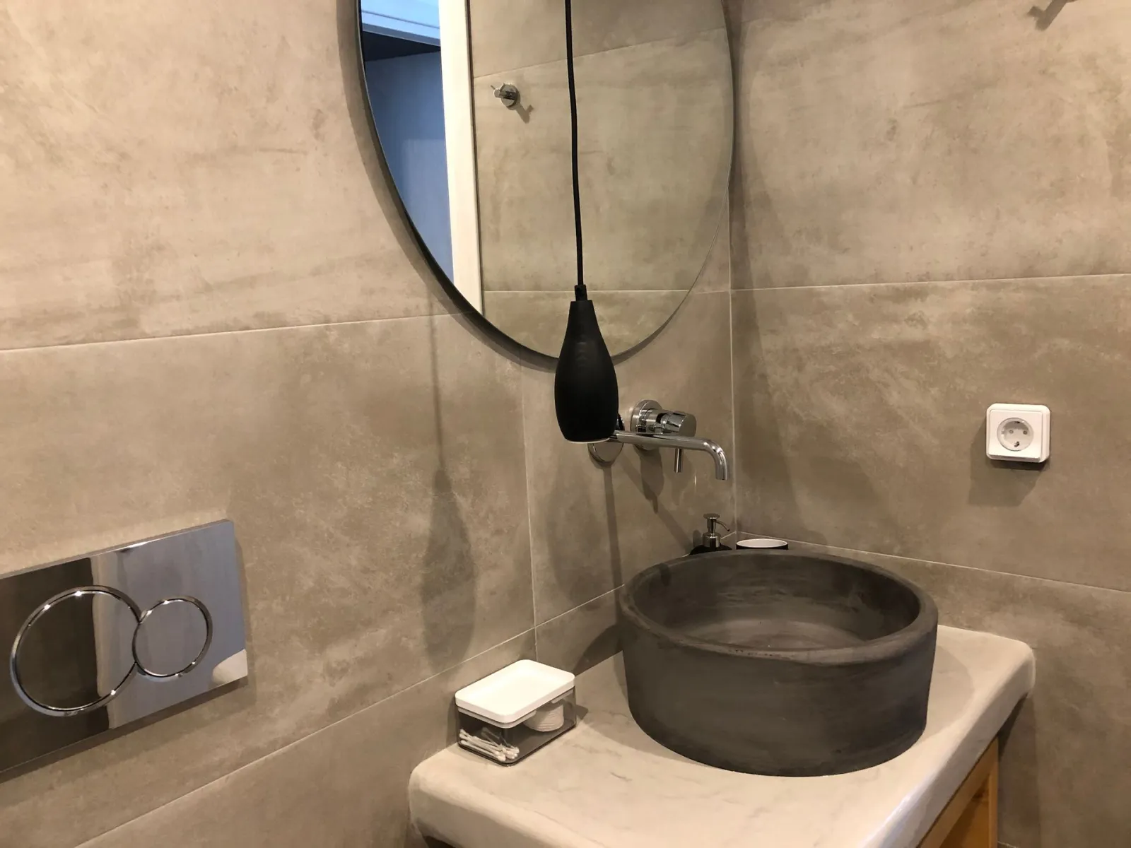 Deluxe Apartment with Hot Tub