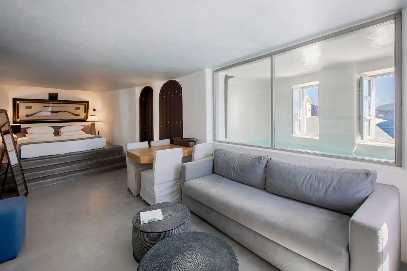 Deluxe Suite with Indoor Plunge Pool and Caldera View