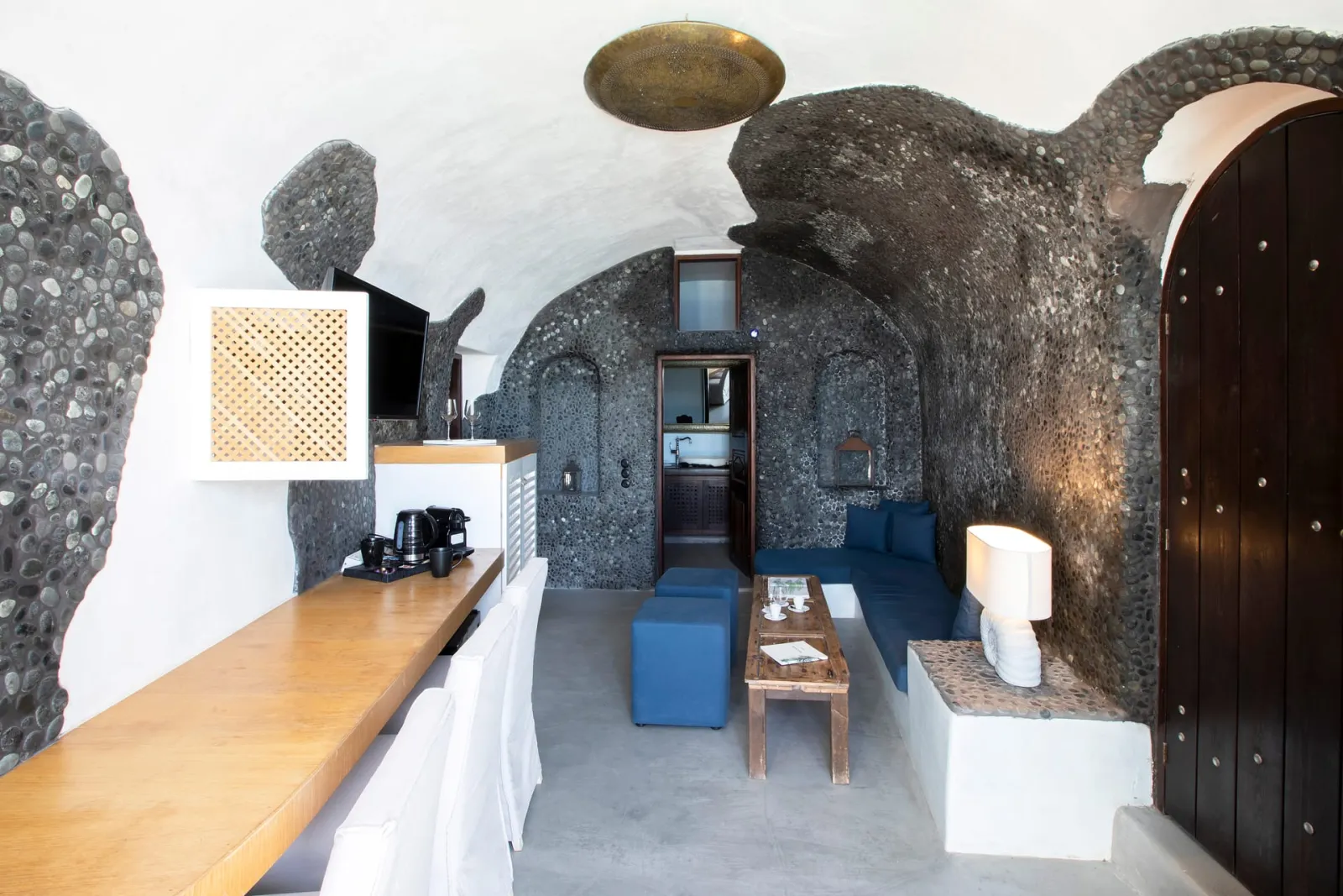 Grand Suite with Plunge Pool and Caldera View